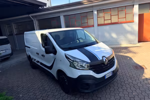 FURGONE RENAULT TRAFIC