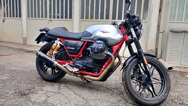 Guzzi V7