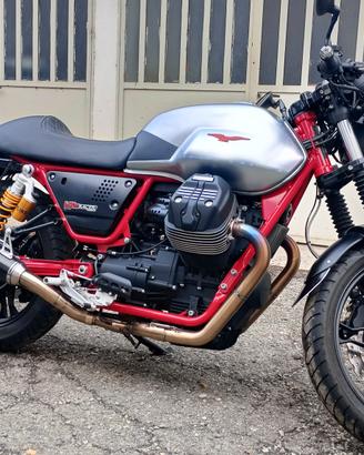  Guzzi V7