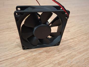 Ventola SUNON 12V Molex 4 pin PC