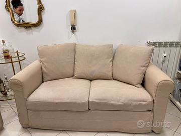 Divano 3 posti Ikea - diverse configurazioni 