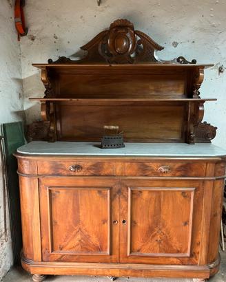 Credenza