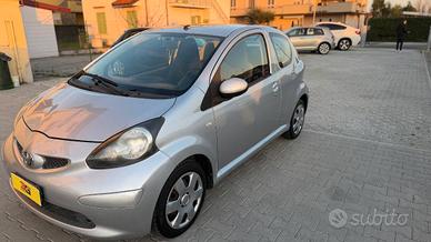 Toyota Aygo 3 Porte Aygo 1.0 Sol 3p FL