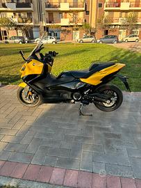Tmax 560 soli 2500 km