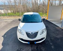Lancia Ypsilon 0.9 B/METANO 2014 NEOP.