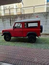 LAND ROVER DEFENDER 90