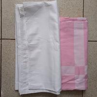 2 tovaglie 150 per 160cm bianco e rosa 