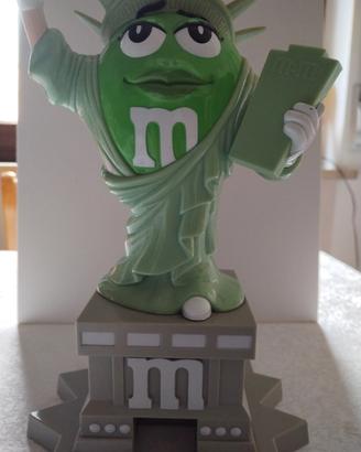 m&m for America