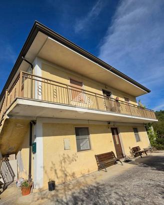 CASA INDIPENDENTE A BROCCOSTELLA
