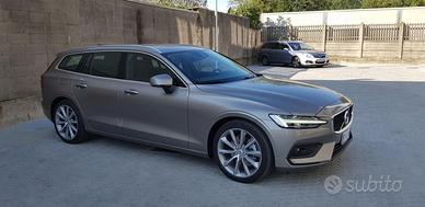 VOLVO V60 D4 AWD GERTRONIC R DESIGN
