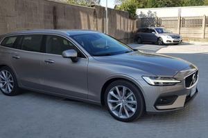 VOLVO V60 D4 AWD GERTRONIC R DESIGN