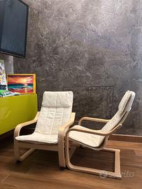 Sedia IKEA POÄNG bambino bianca + cuscino beige