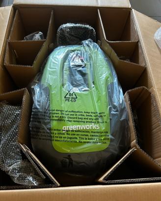 Robot taglierba con filo perimetrale greenworks