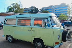 VW T2a Westfalia "Frecce Basse"