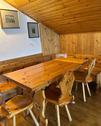 Tavolo in legno