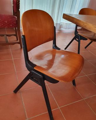 Sedie DSC 106 G. Piretti per Anonima Castelli