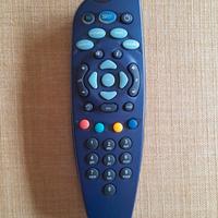 Telecomando SKY nuovo + omaggio telecomando usato