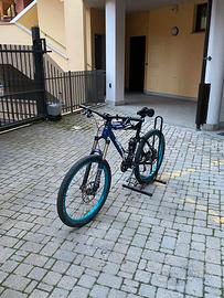 Bici Mtb taglia M/L ruote 26