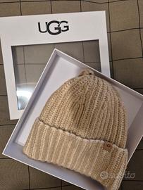 cappello e guanti  UGG Chunky plaited cream