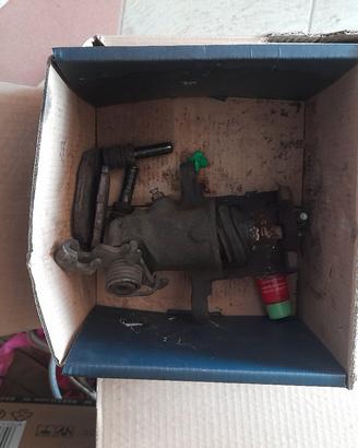 2 Pinza freno posteriore per Hyundai Coupé.