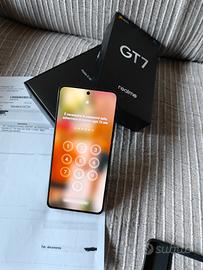 Realmi GT7 12 GB di RAM 512  Memoria intern