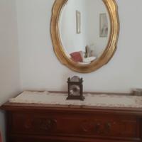 Como' in legno e comodini gratis