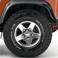 GOMME BFGOODRICH ALL TERRAIN 285/85R16