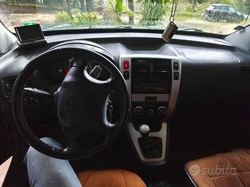 Hyundai tucson con gancio traino