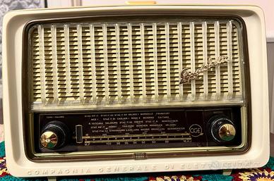 Radio vintage a valvole '60 Superaudioletta CGE