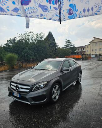 Mercedes-benz GLA 200d Automatic 4Matic Premium AM