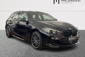 BMW Serie 1 F40 M 135i xdrive auto