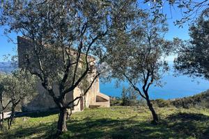 CASA INDIPENDENTE A VIETRI SUL MARE