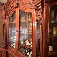 Splendida Credenza Cristalliera Antica in Radica