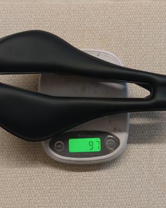 Sella ultraleggera in carbonio 97g