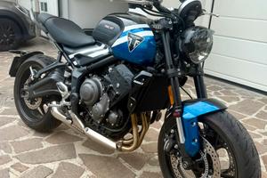 Triumph trident 660