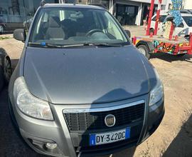 FIAT Sedici 1.9 MJT 4x4 Experience
