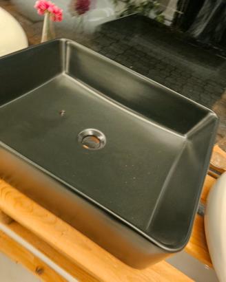 lavabo da appoggio nero