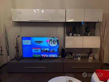 Parete attrezzata per salotto