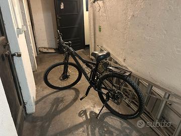 Mountain bike donna