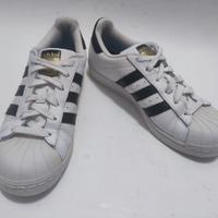 Adidad superstar
