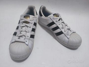Adidad superstar