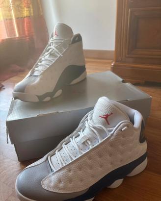 Scarpe Nike Air Jordan 13 Retro con scatola