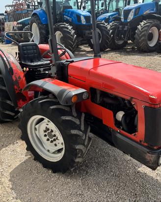 TRATTORE CARRARO TF7400