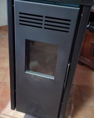 Stufa a pellet Invicta