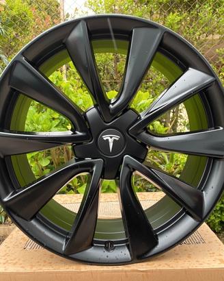 CERCHI TESLA MODEL 3 MADE IN GERMANY 18 19 20