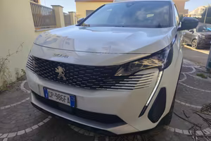 PEUGEOT 3008 Hybrid4 300 e-EAT8 GT 4x4 unipropie