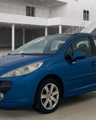 Peugeot 207 1.6 HDi 5p. "Bella con Tetto pan & Pe