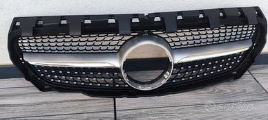GRIGLIA FRONTALE DIAMANTATA MERCEDES CLA