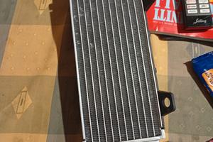 radiatori sinistro per hm 50 