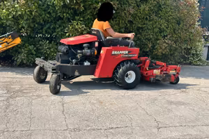 T50 - Tagliaerba SNAPPER 3 cil seminuovo 900 ore